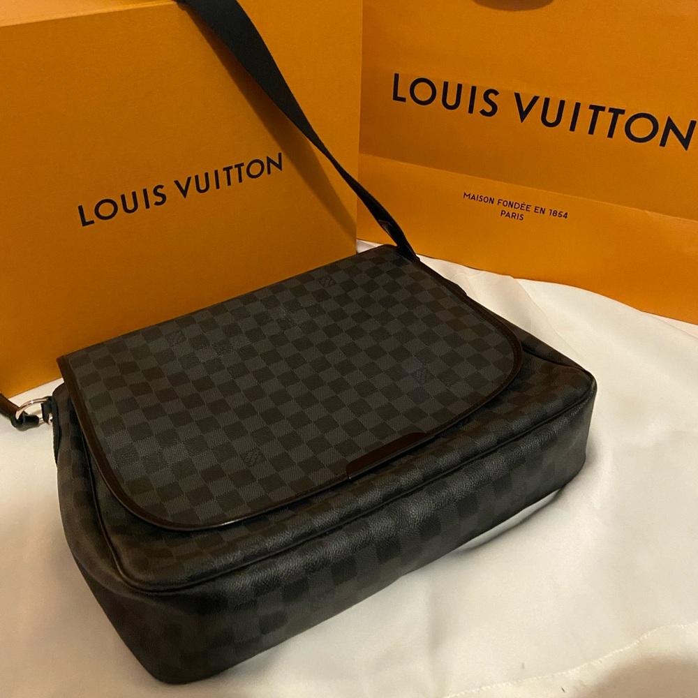 Louis Vuitton Daniel Crossbag